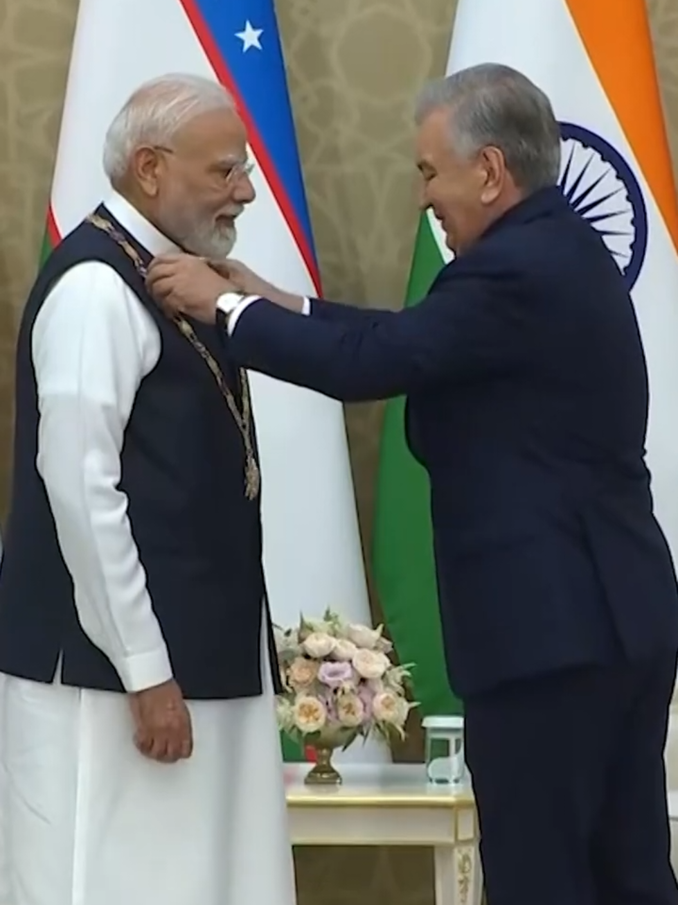 @Narendra Damodardas Modi🇮🇳