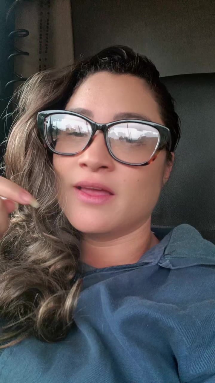 @Livinhachofermarombinha