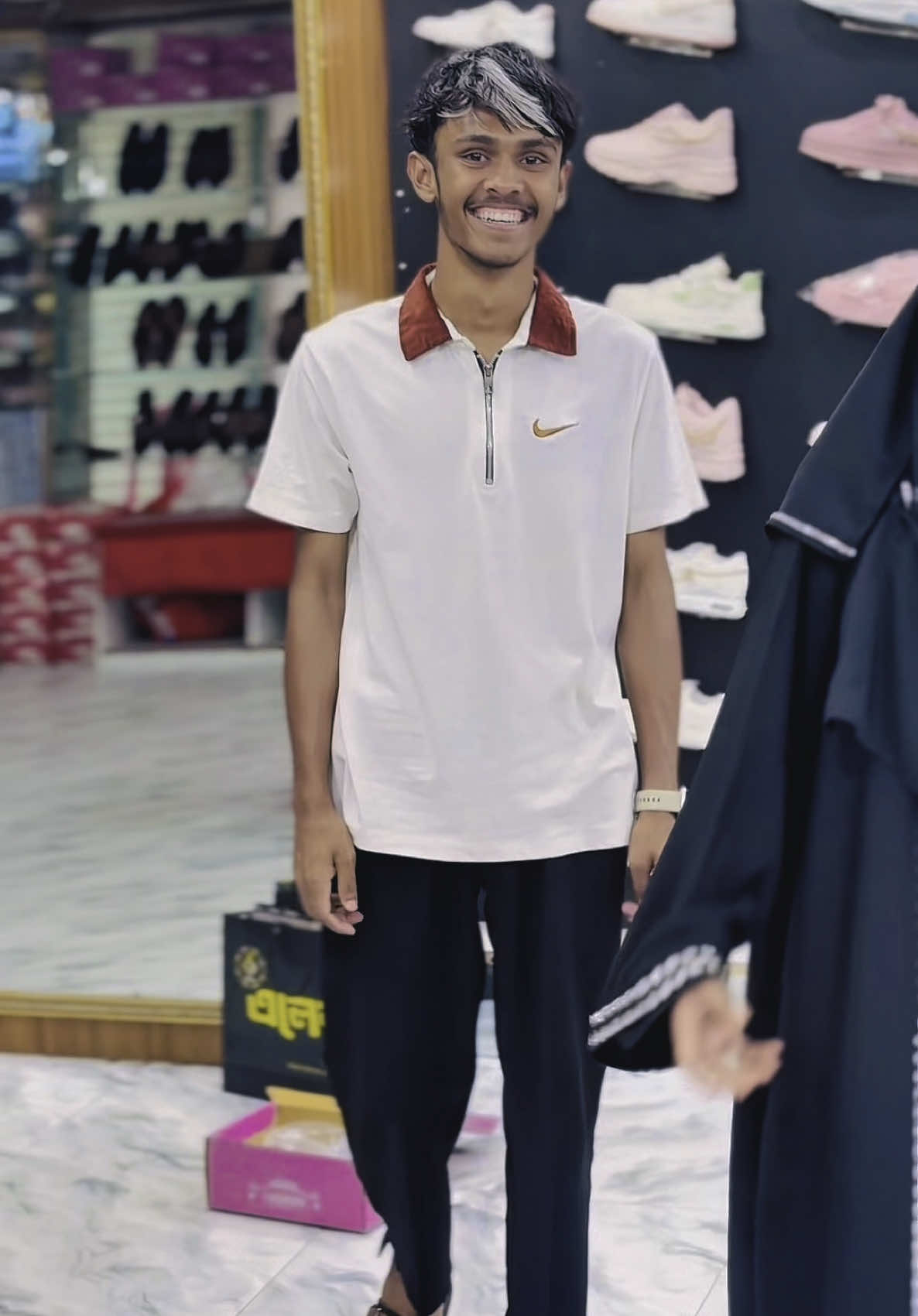 @👑 𝗟𝘅 𝗦𝗵𝗼𝗲𝘀 👟