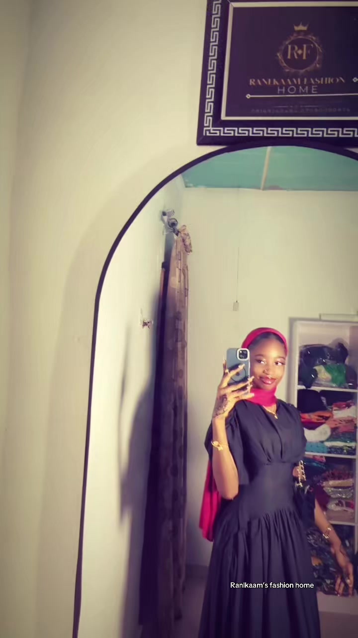 @Ranlkaam's fashion home ✂️🛍️