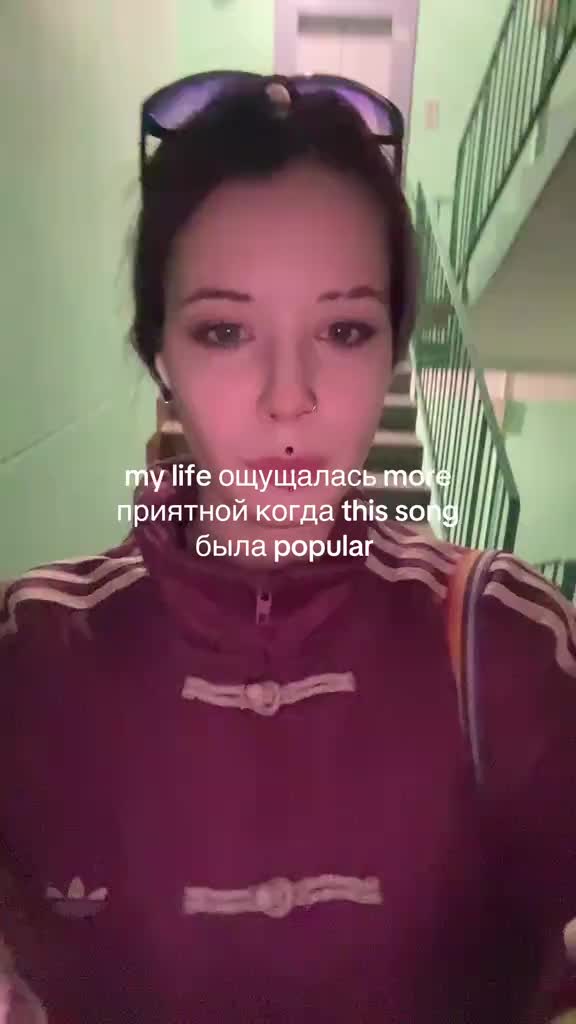 @xeuqシ