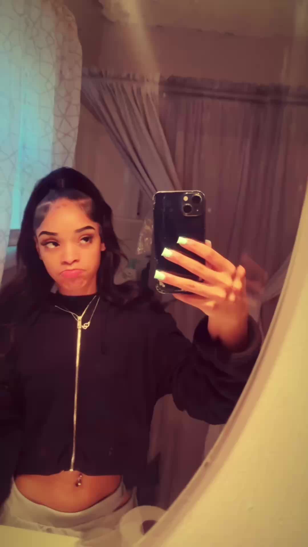 @👑