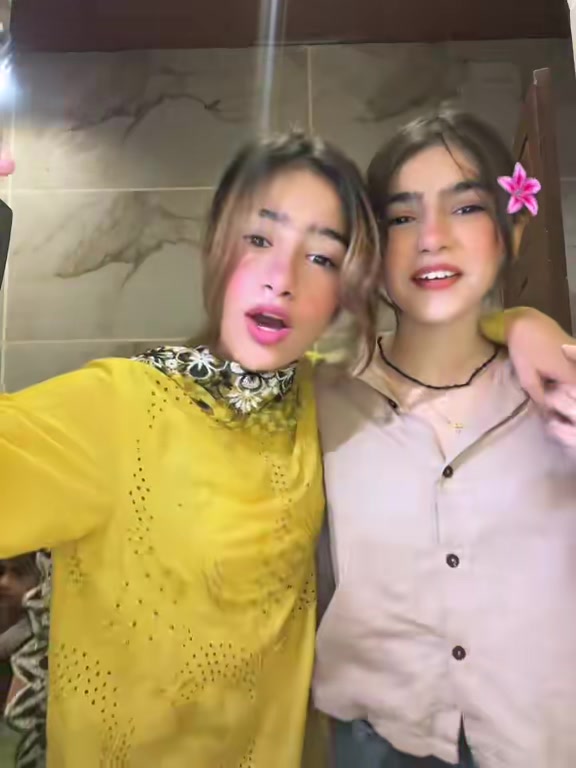 @Puffy🦋🌸