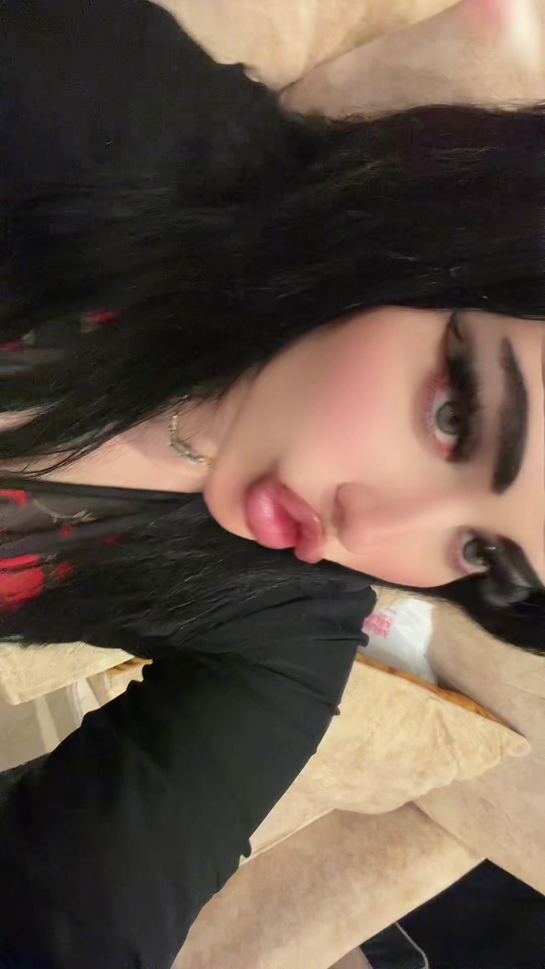 @Sophia_sophi888