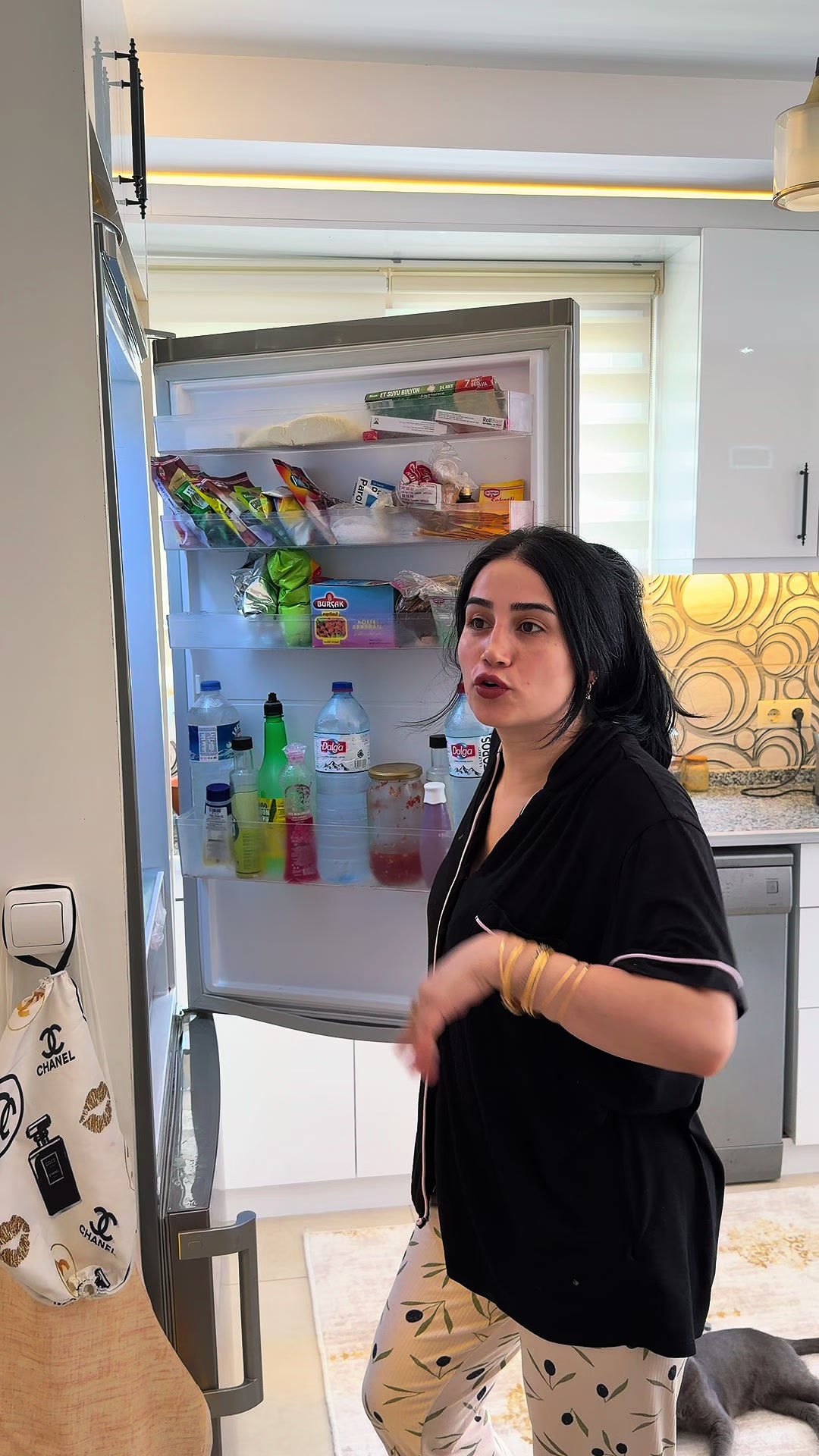@Özge Official