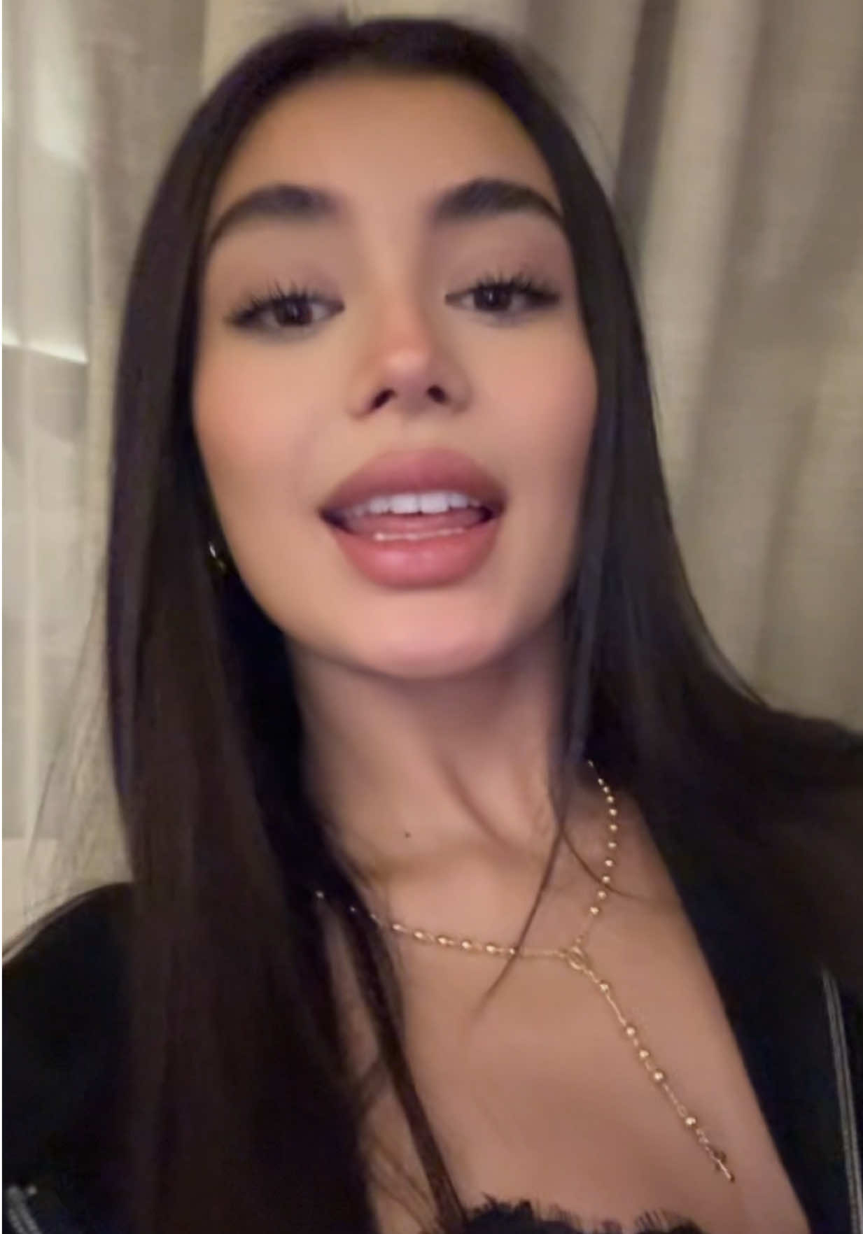@Robyyn