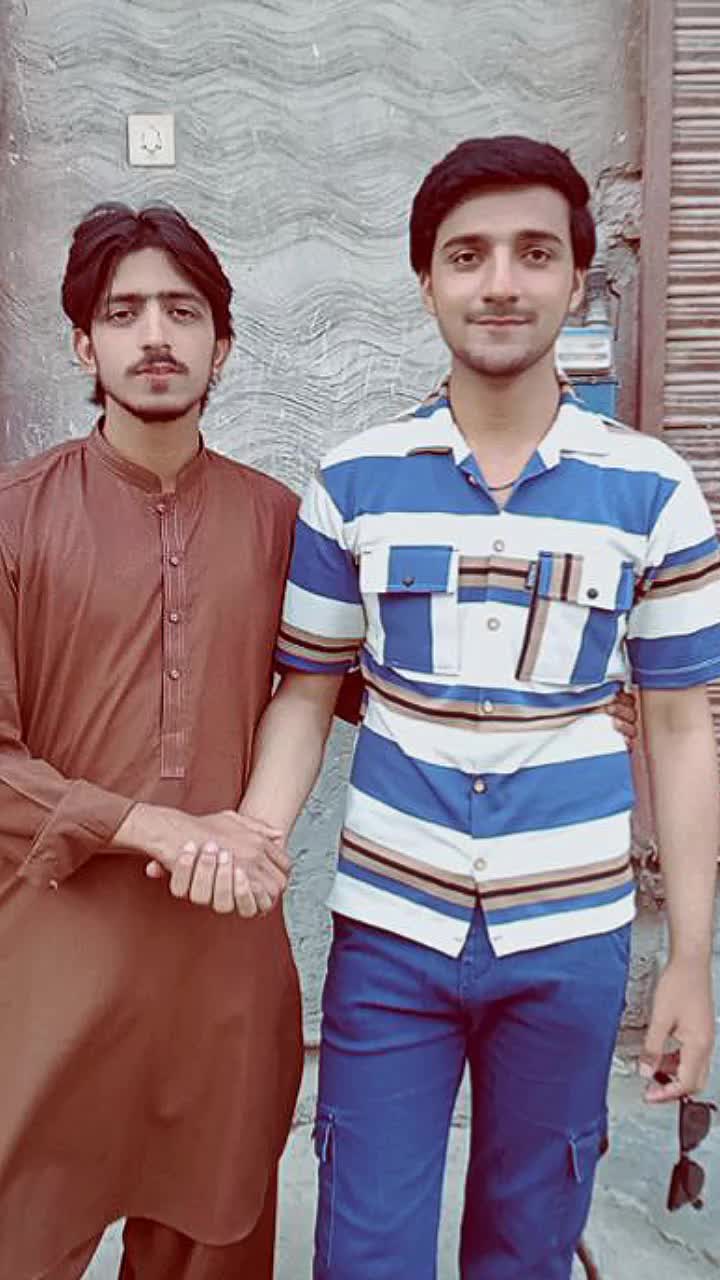@🫅🏻Malik-WAQAS-Awan🎓