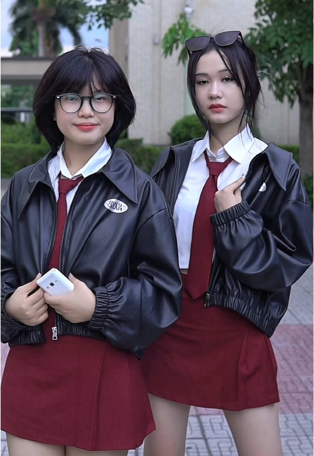 @Nữ sinh Hologramm