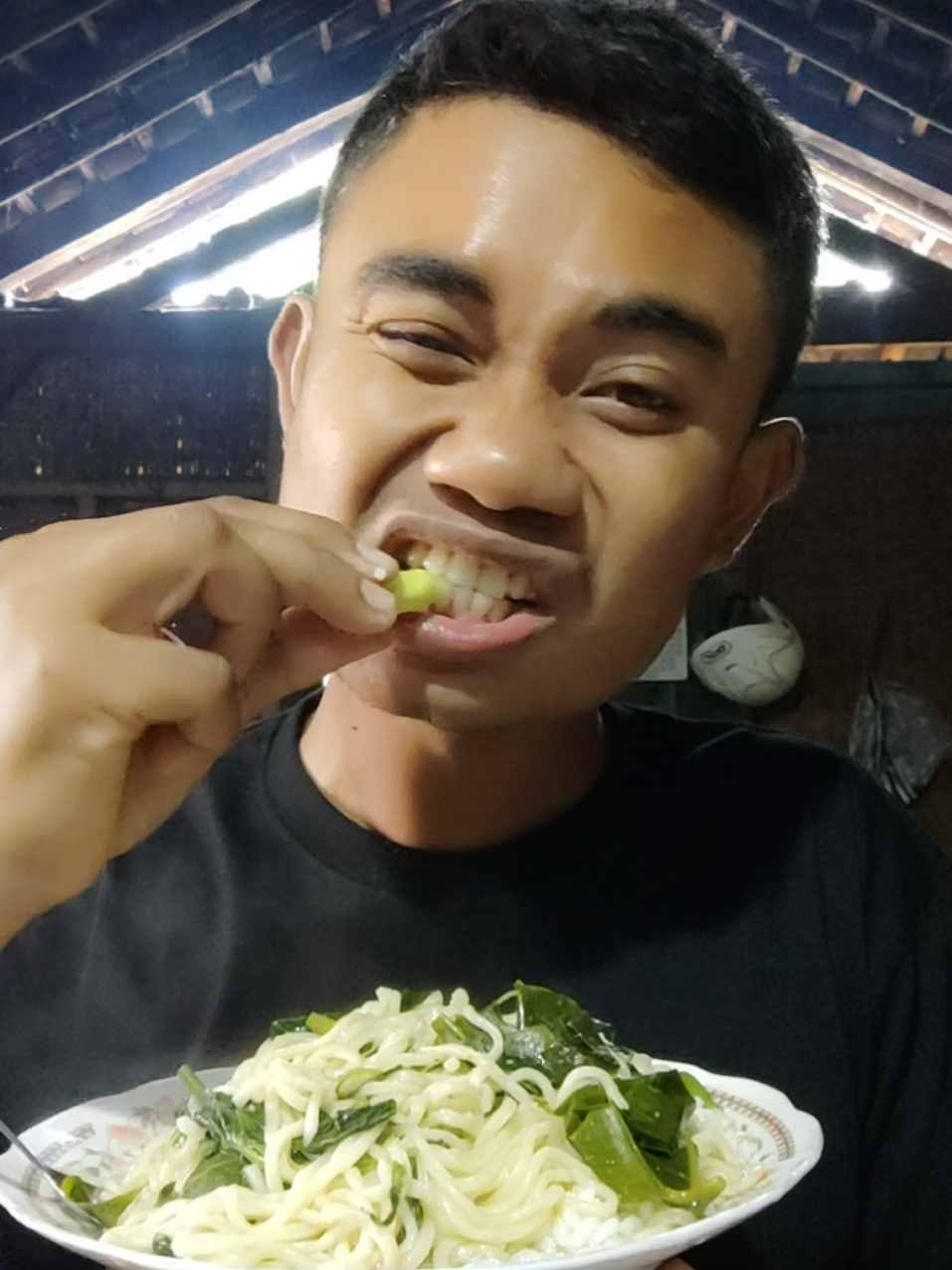 @Sinoman Njayan