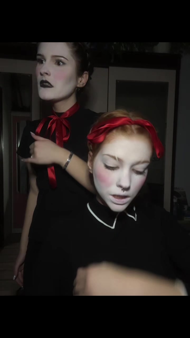 @КРАПИВ/\