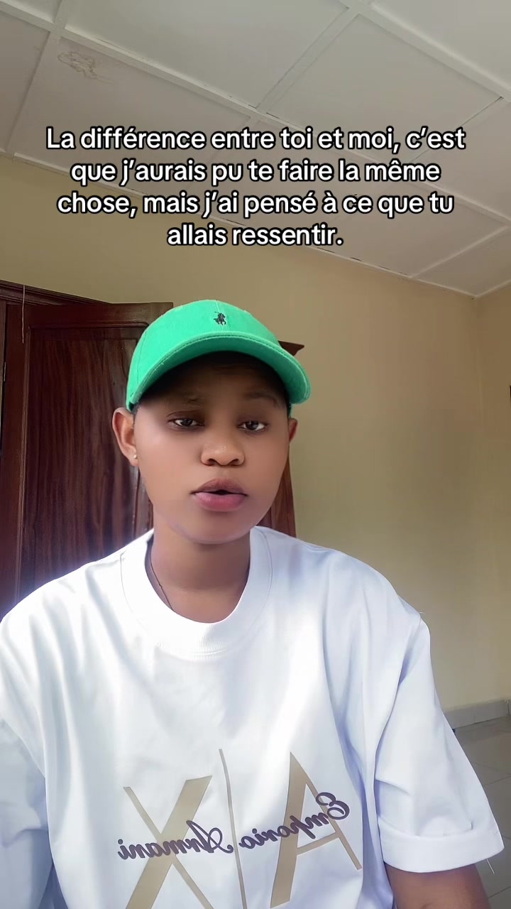 @Adrienne 🌸🦋🇨🇩