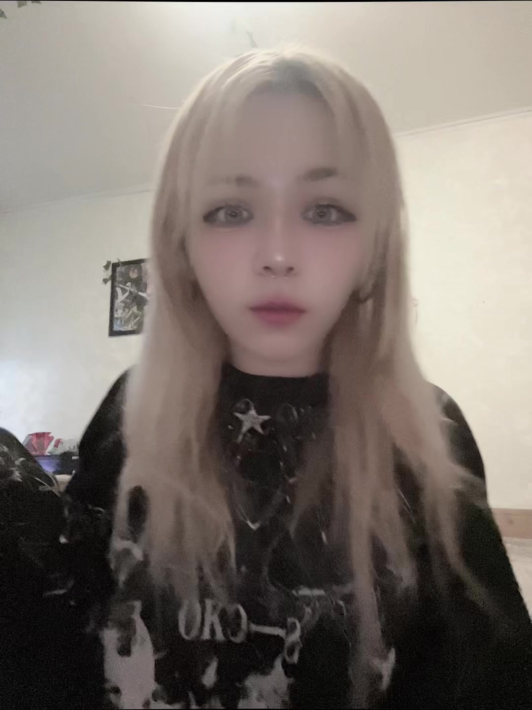 @KeeshiMoshi