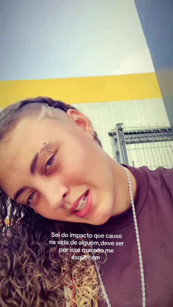 @_loirinha__.0
