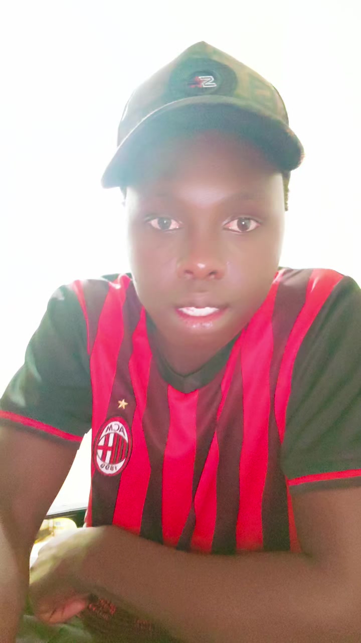 @NATHAN ARAPBOWENS 🇰🇪