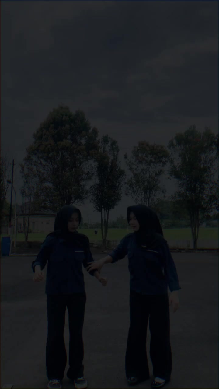 @Cllll