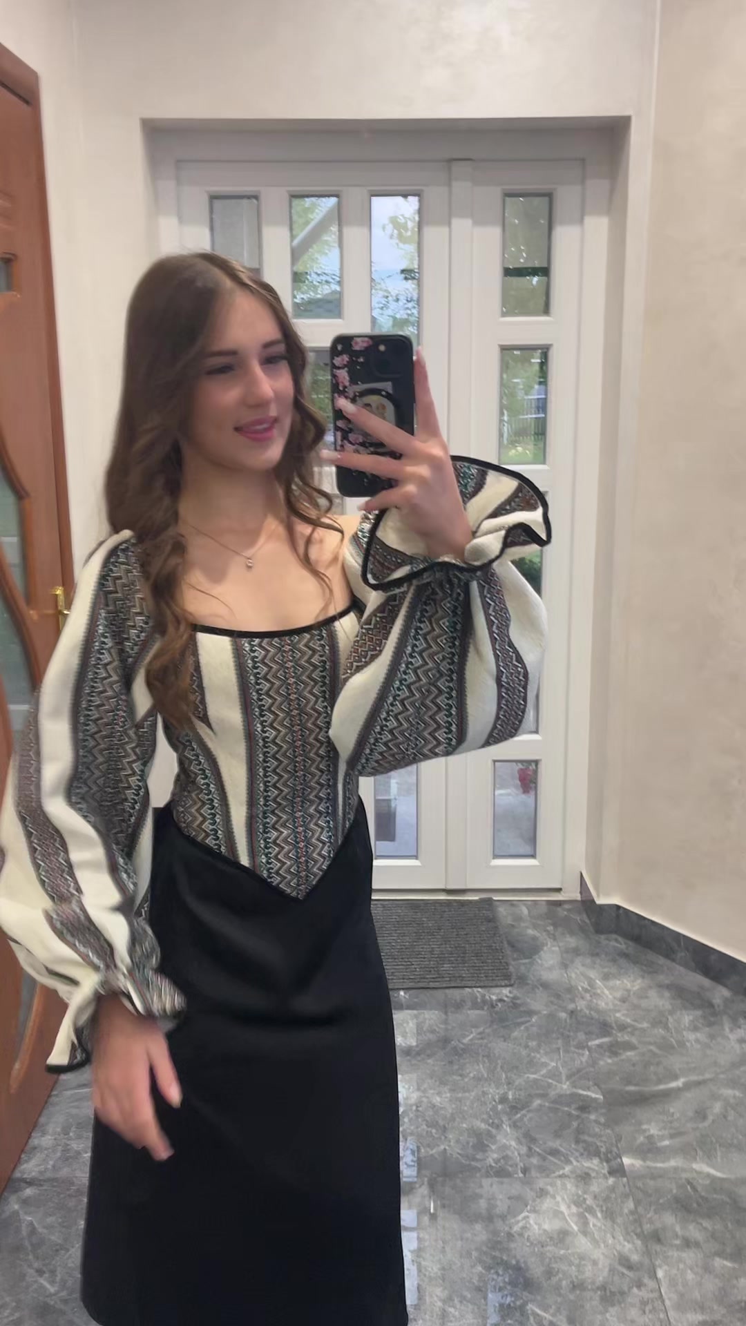 @nadia.