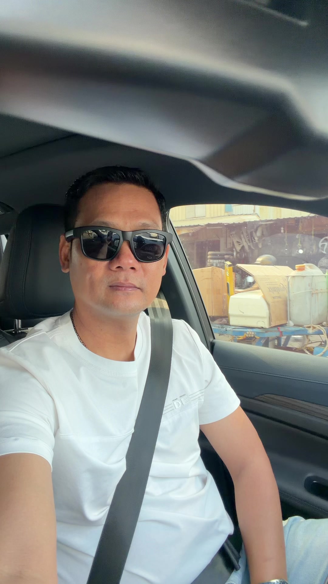 @Sun Meng Hy / ស៊ុនម៉េងហុី