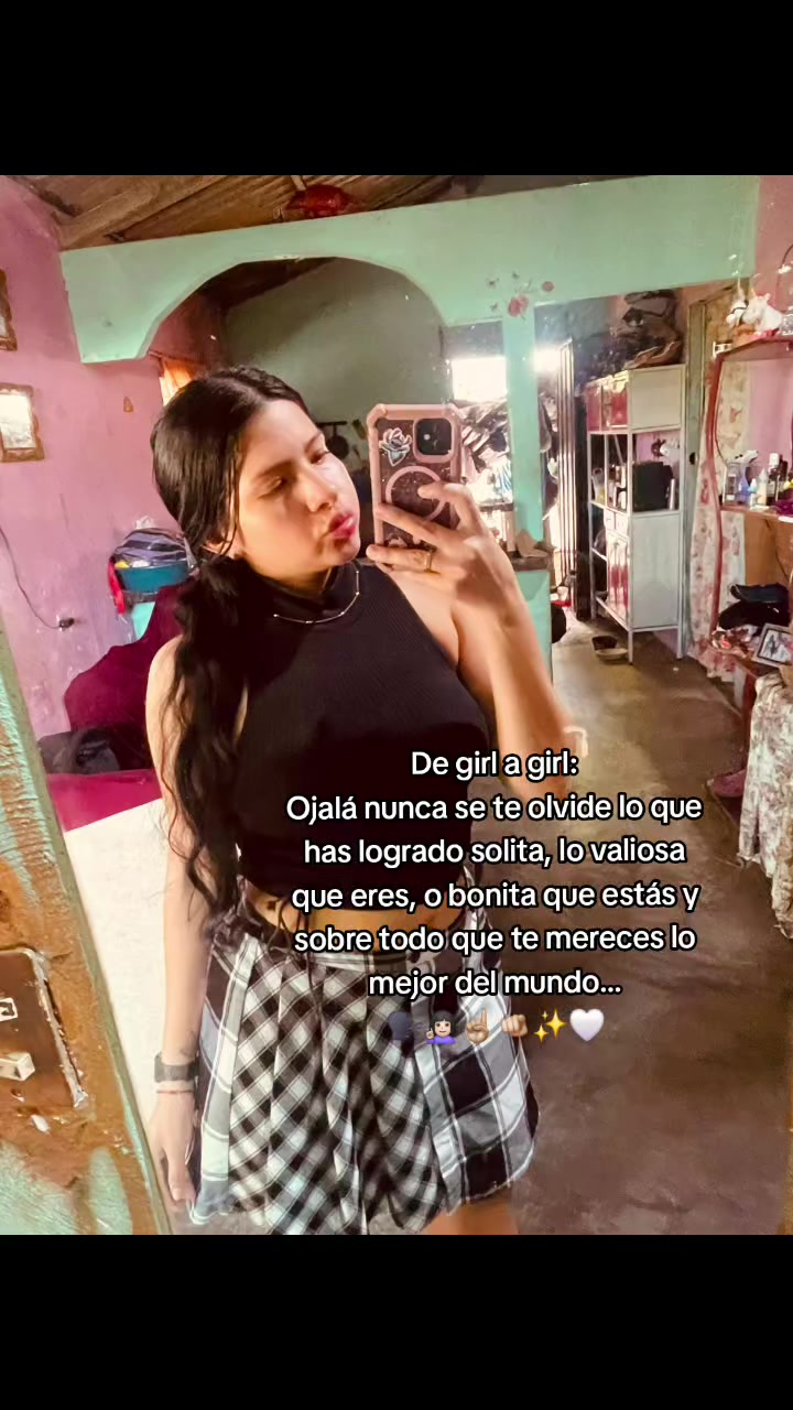 @Melissa Castro⚡️💜