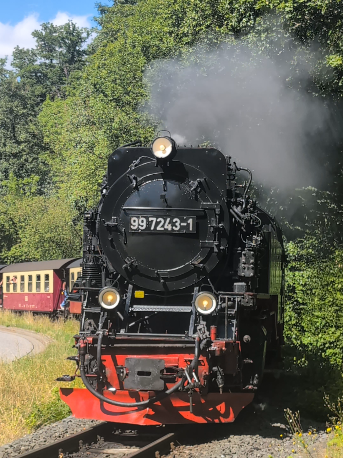 @iantrainspotter🚩