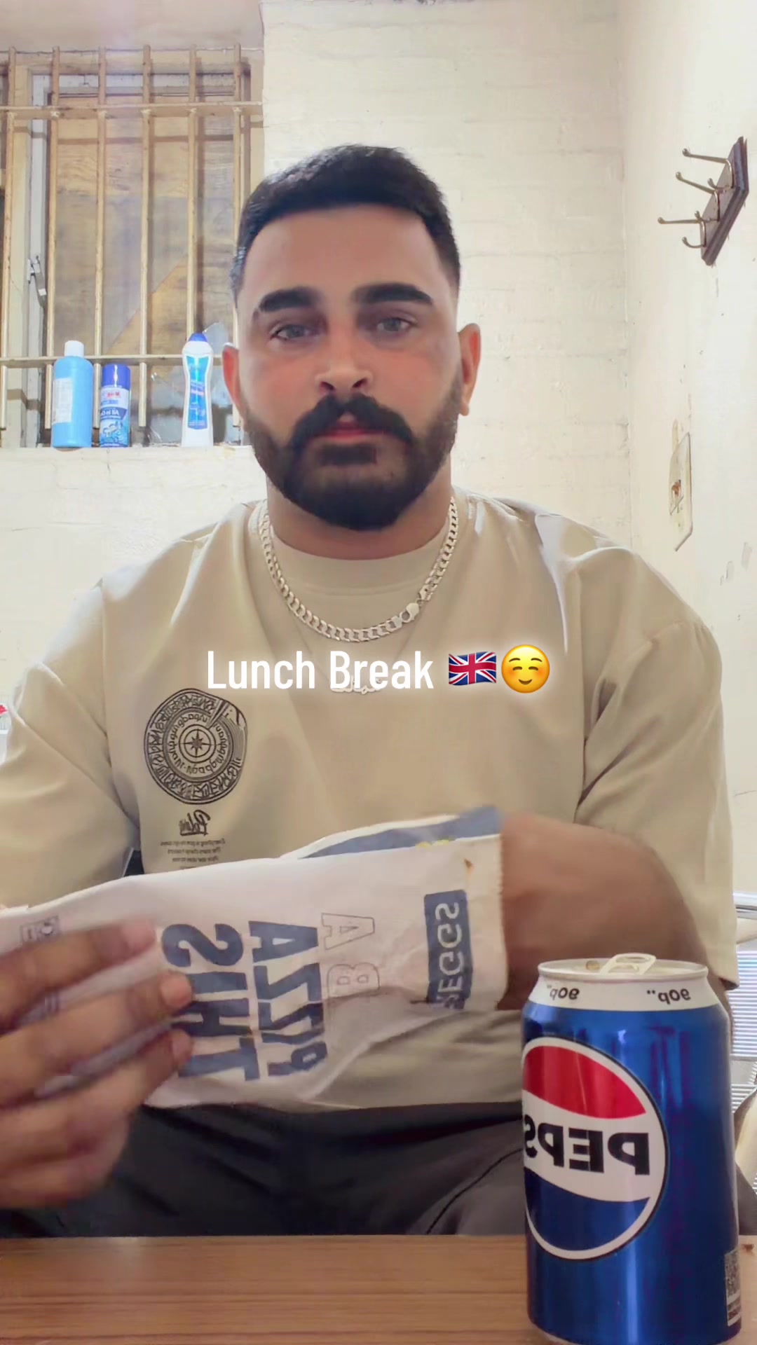 @Mu DA saR KasHm!Ri🇬🇧
