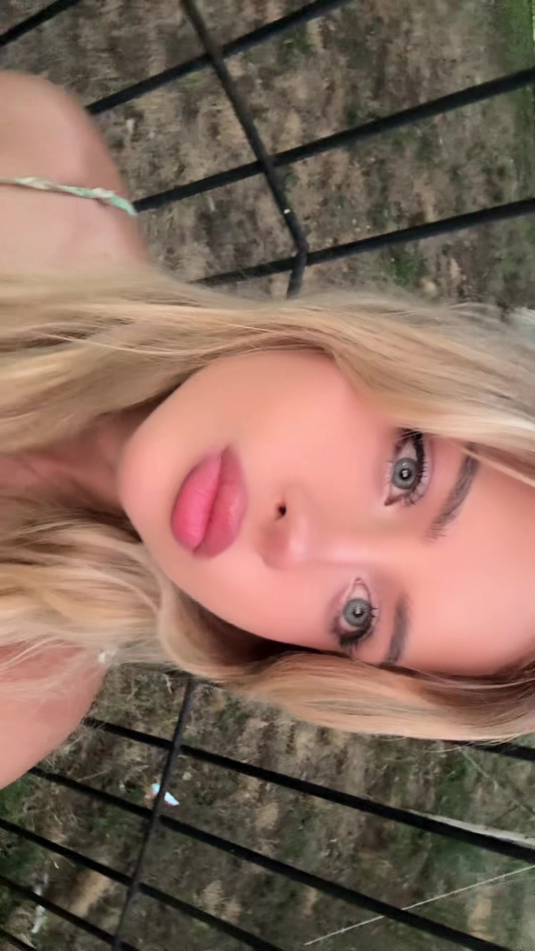 @sabrinochkarrr
