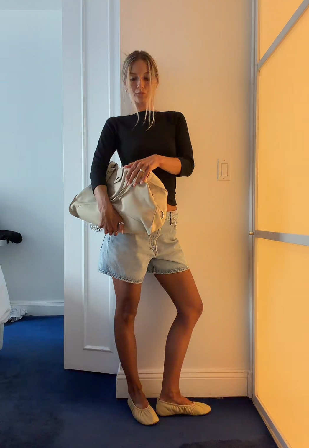 @miajbisley