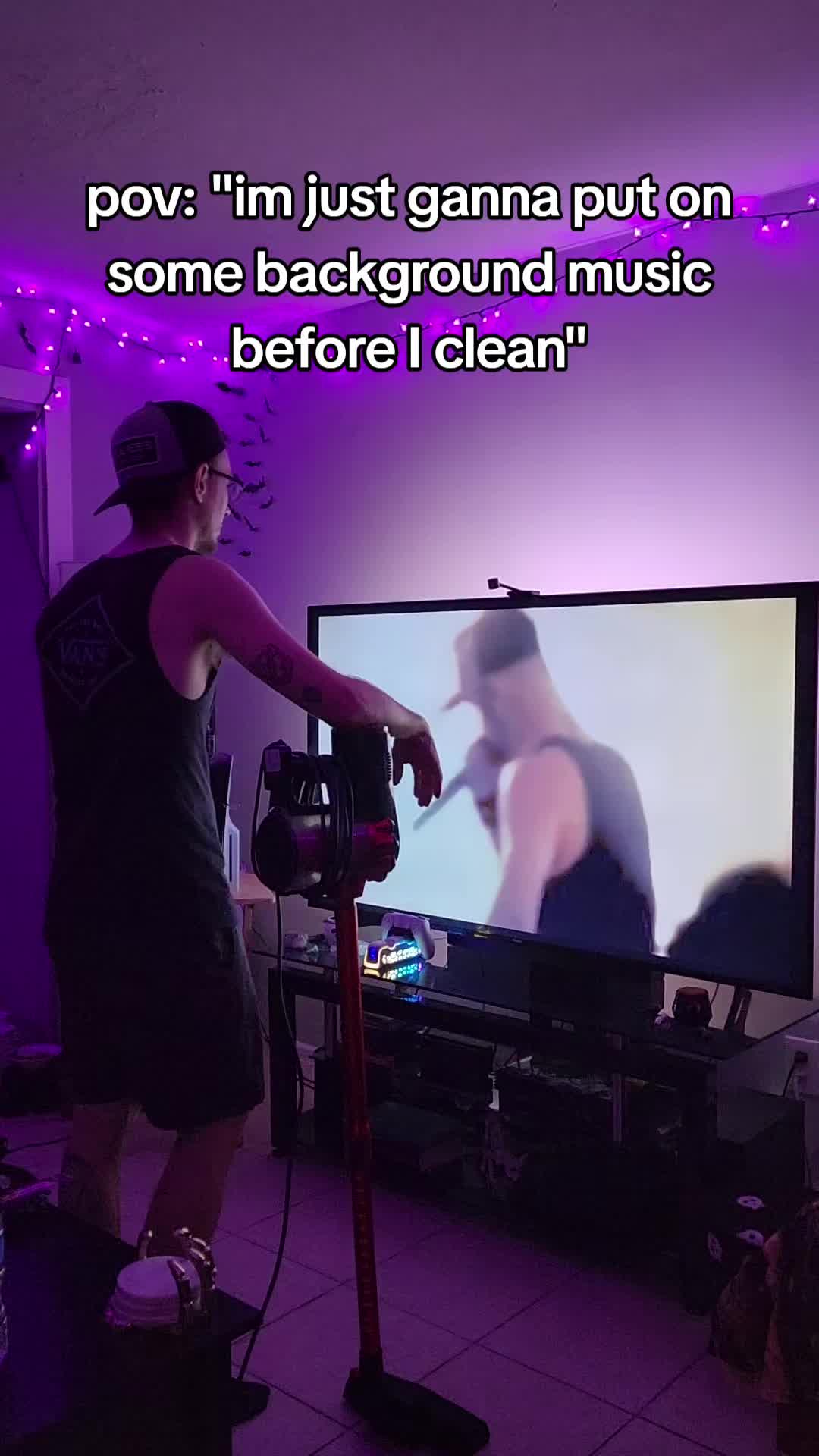@Bøbbý Bøłť