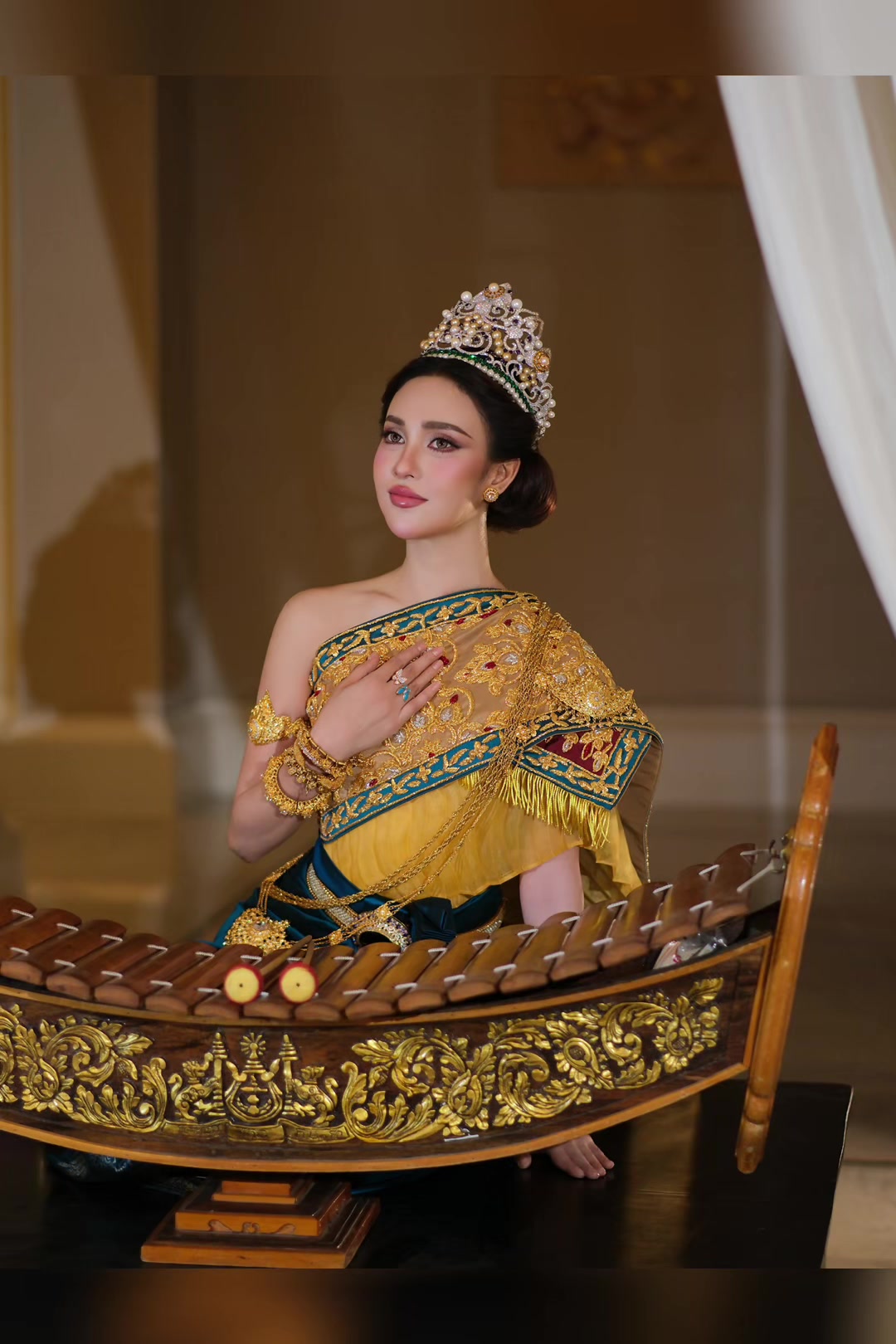 @អប្សរាទេវីហ្គោល