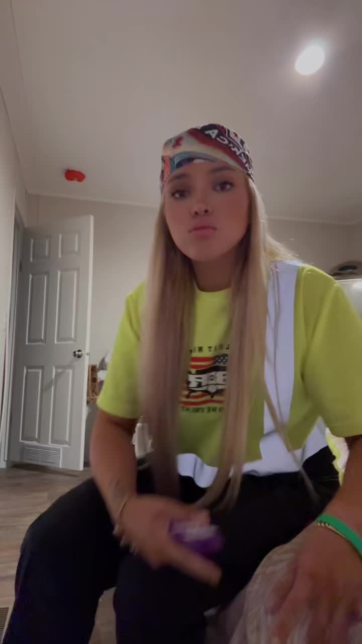 @D&eacute; Bon Ban 🤠🍑