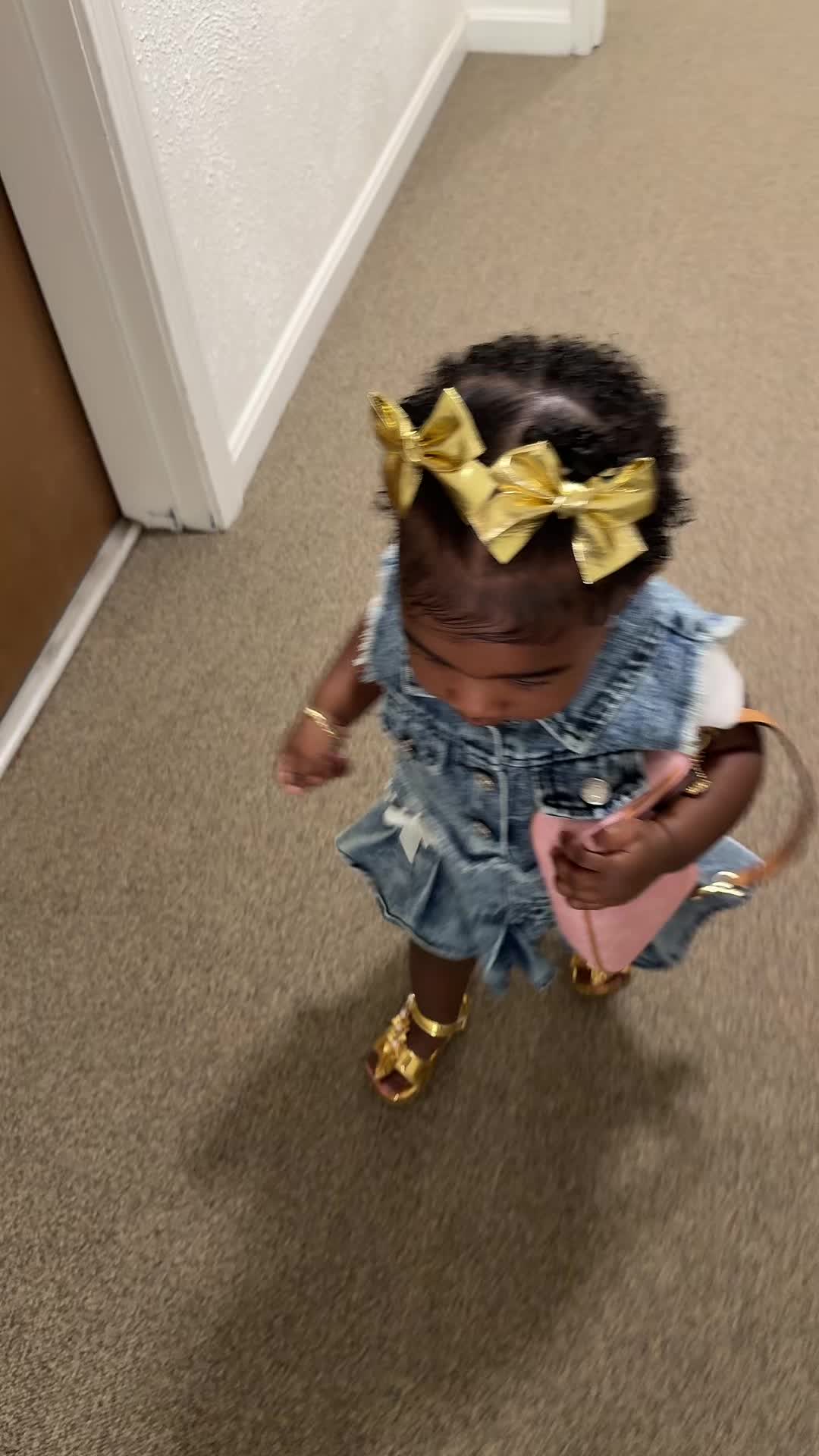 @Baby_Evelyn🧸🎀