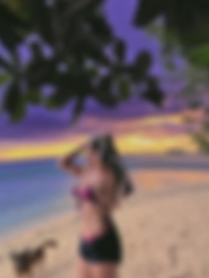 @🦋