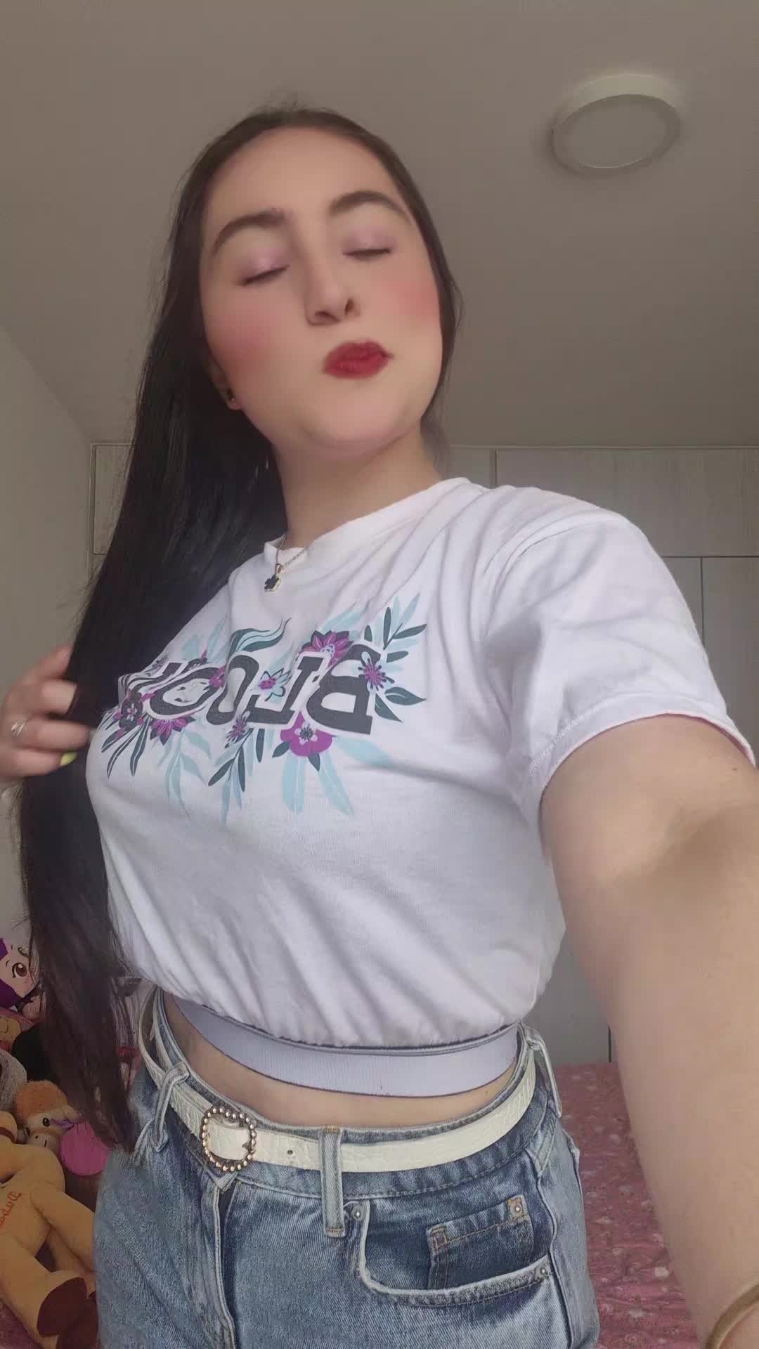 @𝑳𝒂𝒖 🐰💖💋