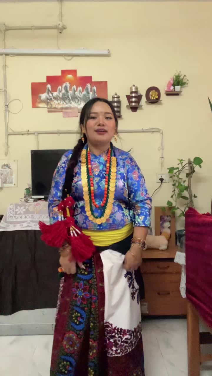 @Gurung sarmi💜