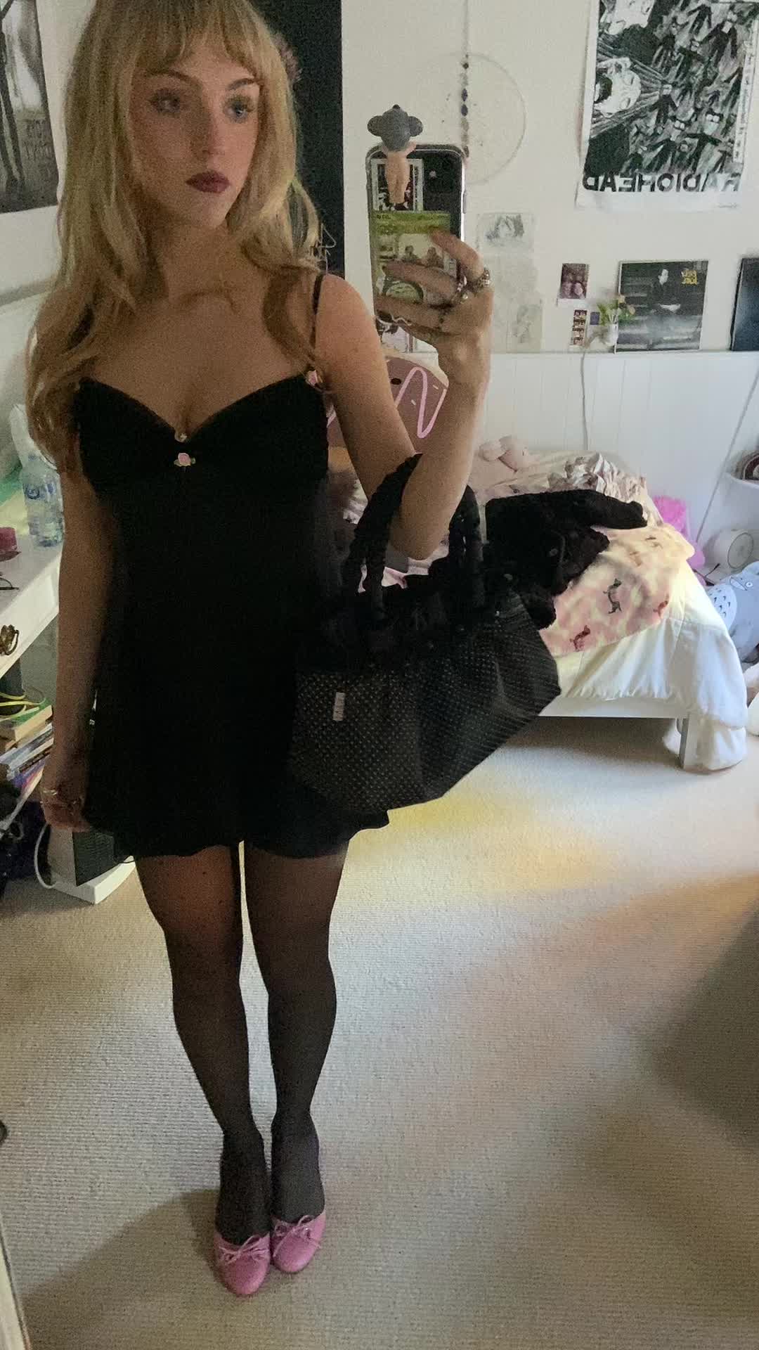 @lovetakessmiles
