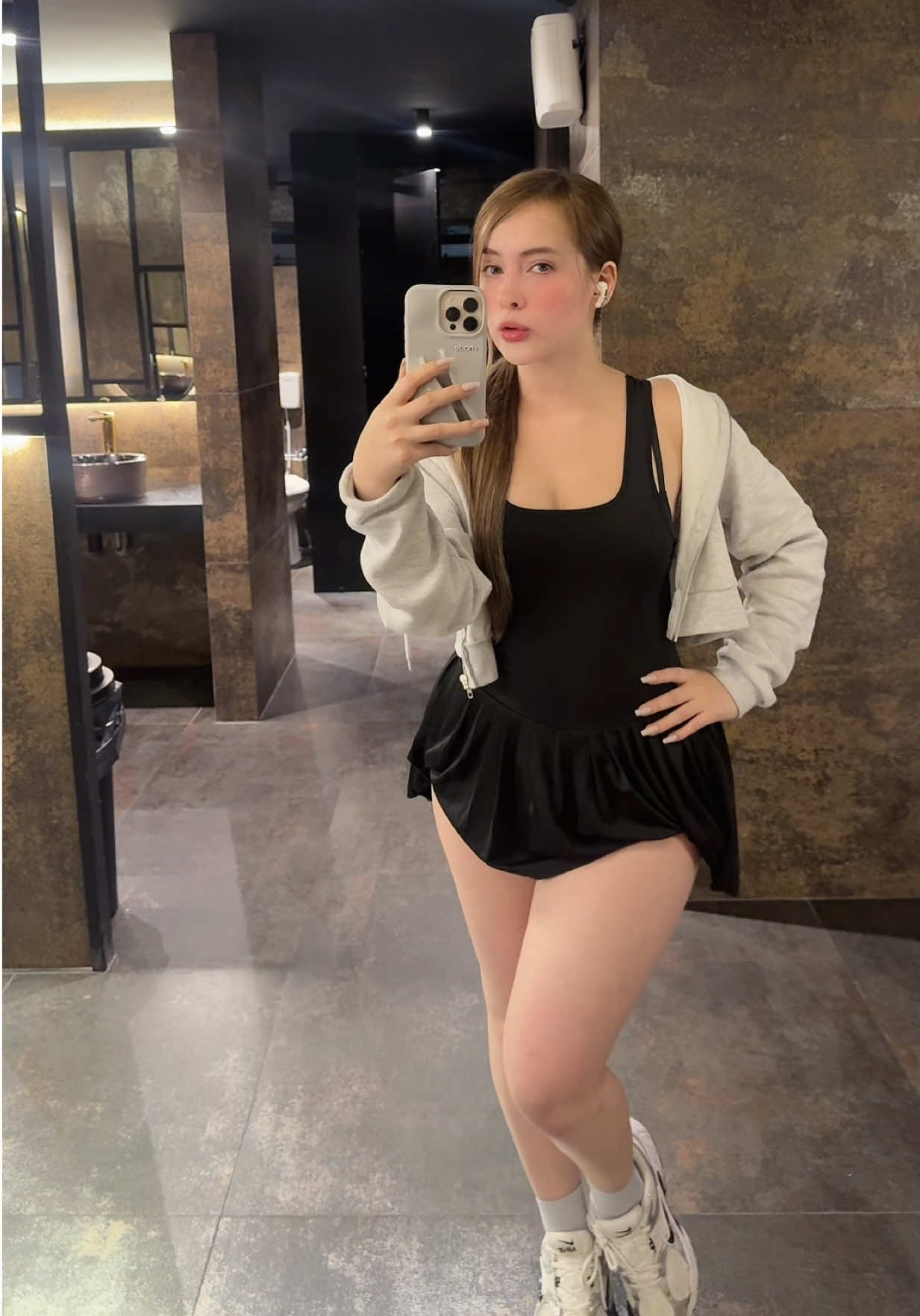 @CattPalacios08