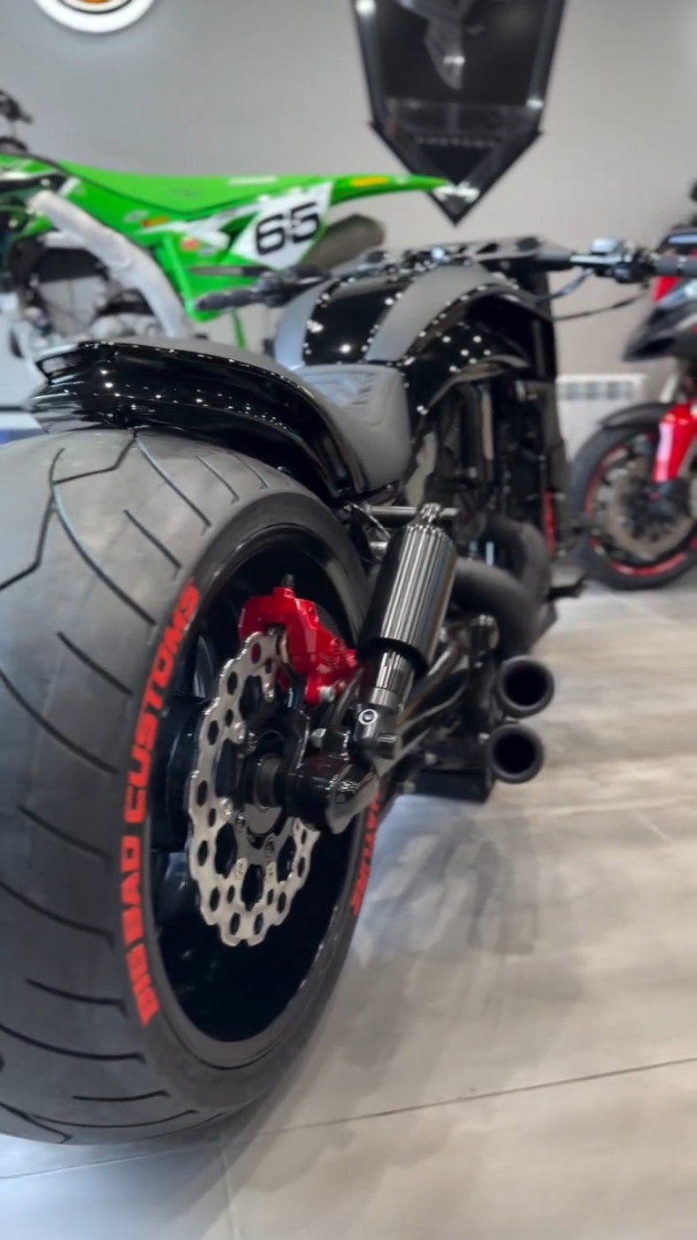 @SUPER BIKE