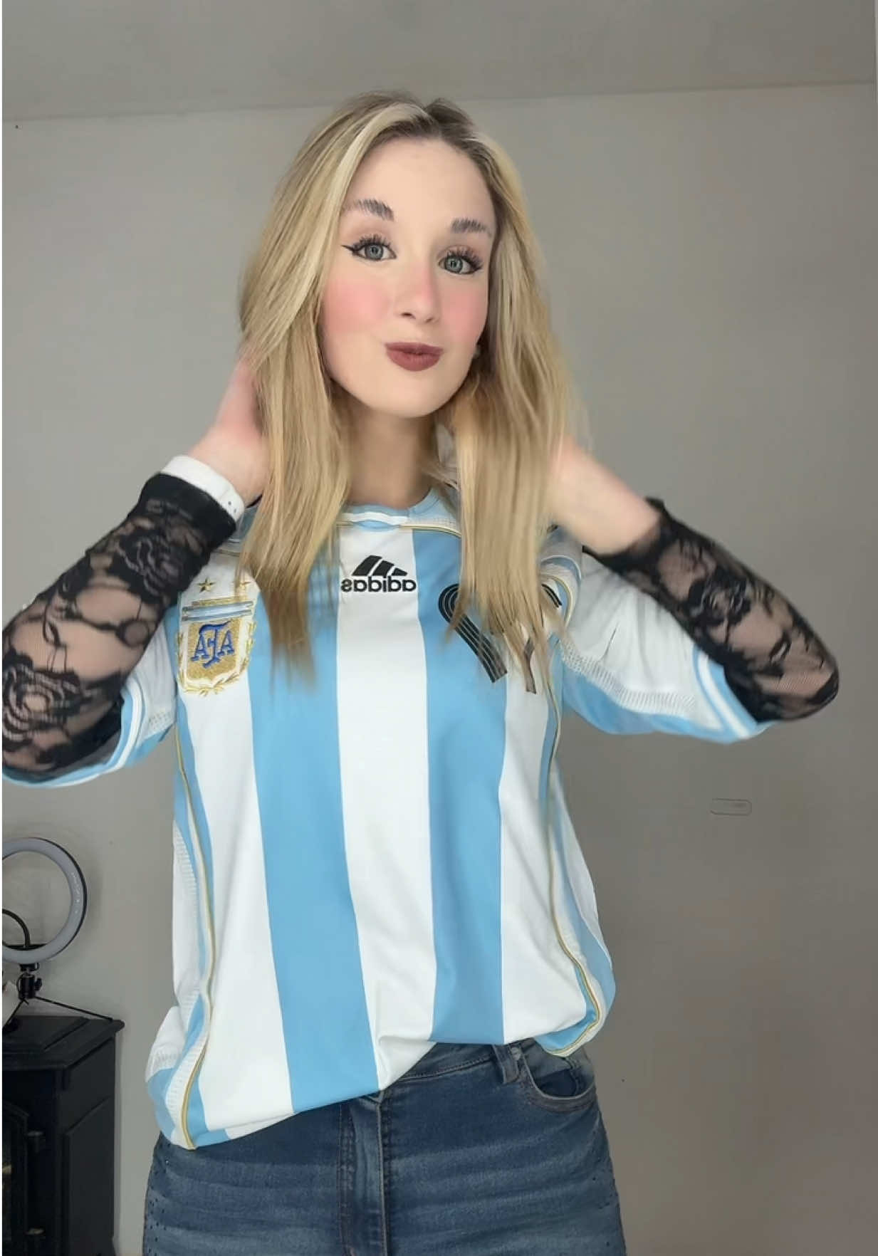 @Isa