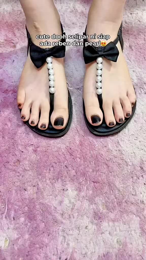 @🦋