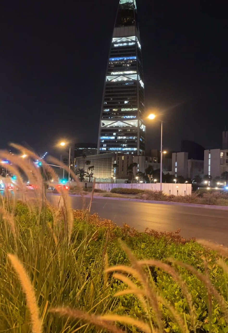 @دكتور عبود