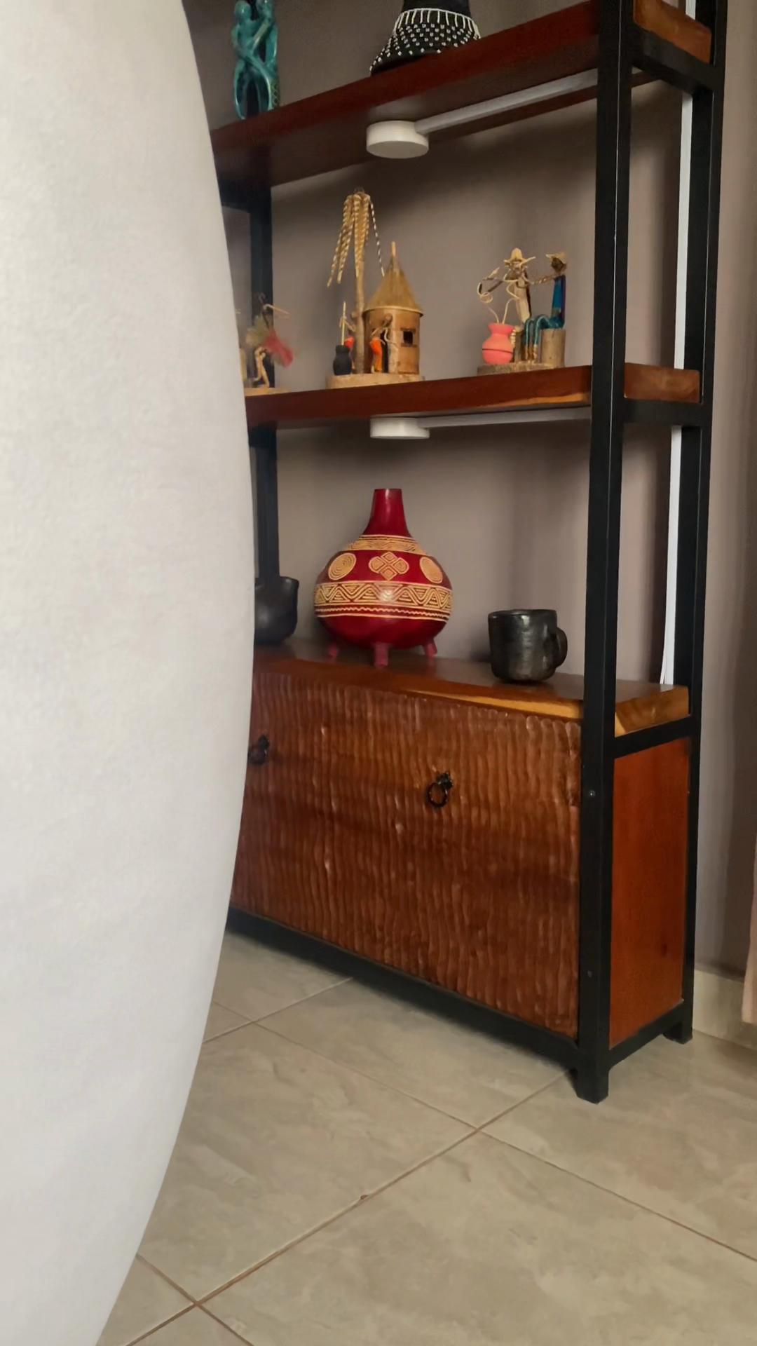 @modernfurniture. ๐จ๐บ๐ฌ256