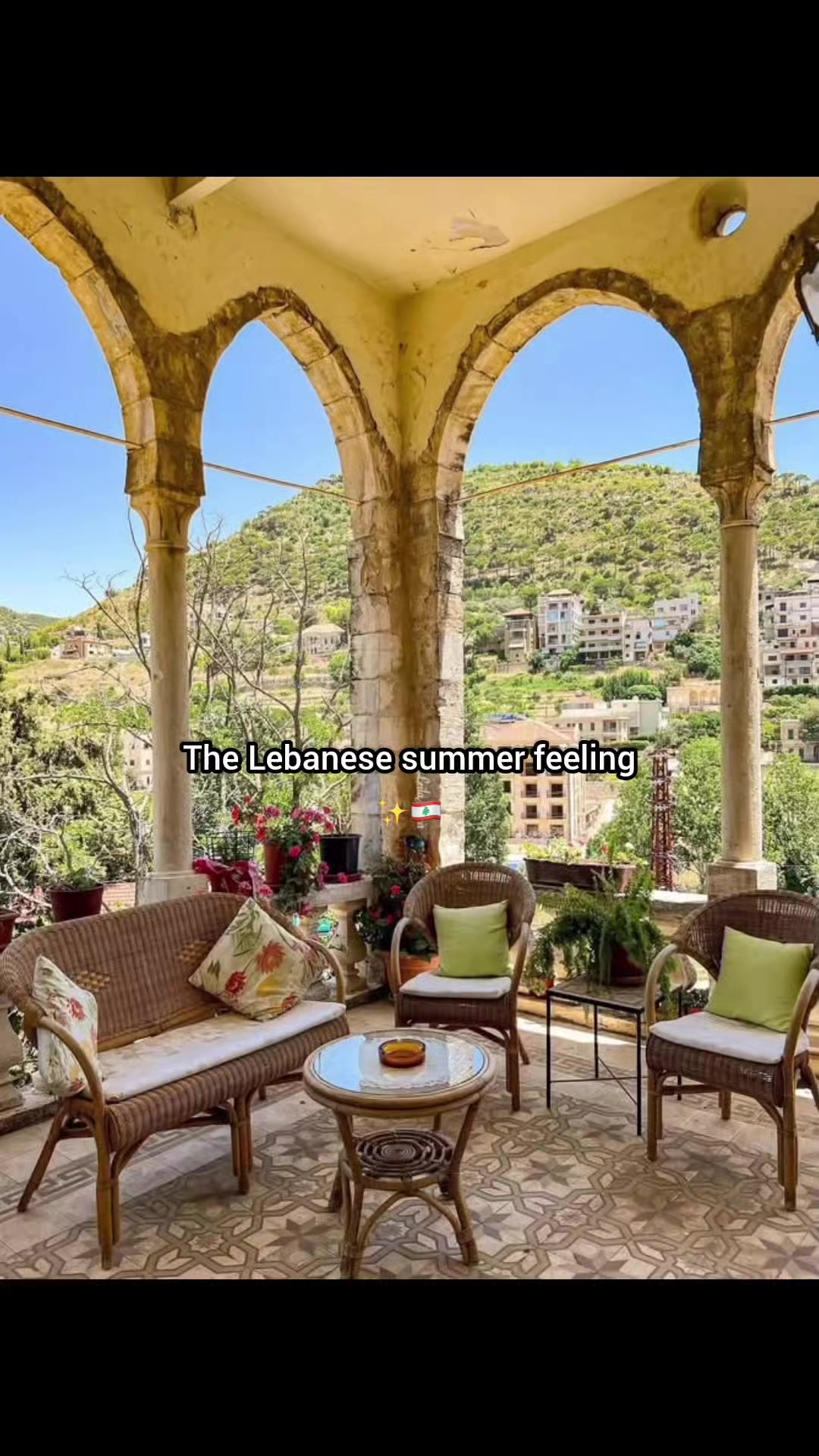@JULIA🇱🇧