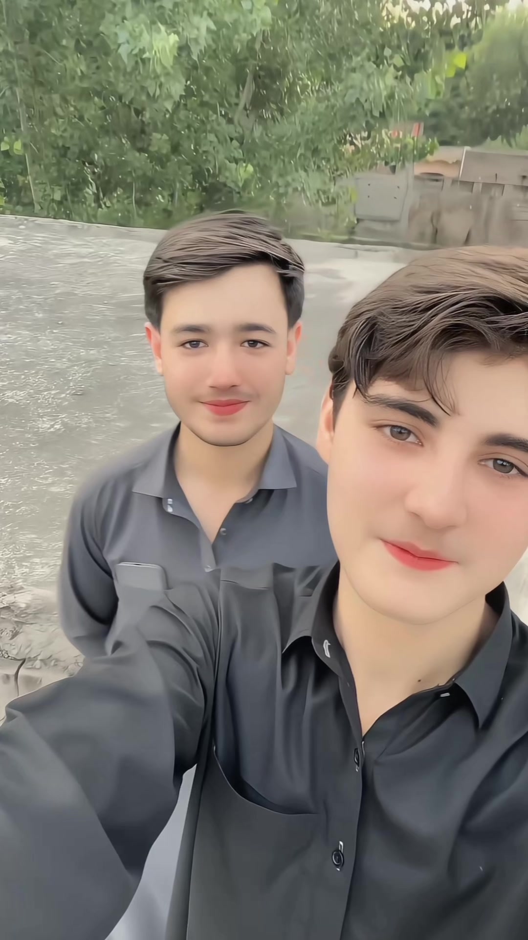 @( 𝐀𝐦𝐢𝐫_𝐊𝐡𝐚𝐧 )