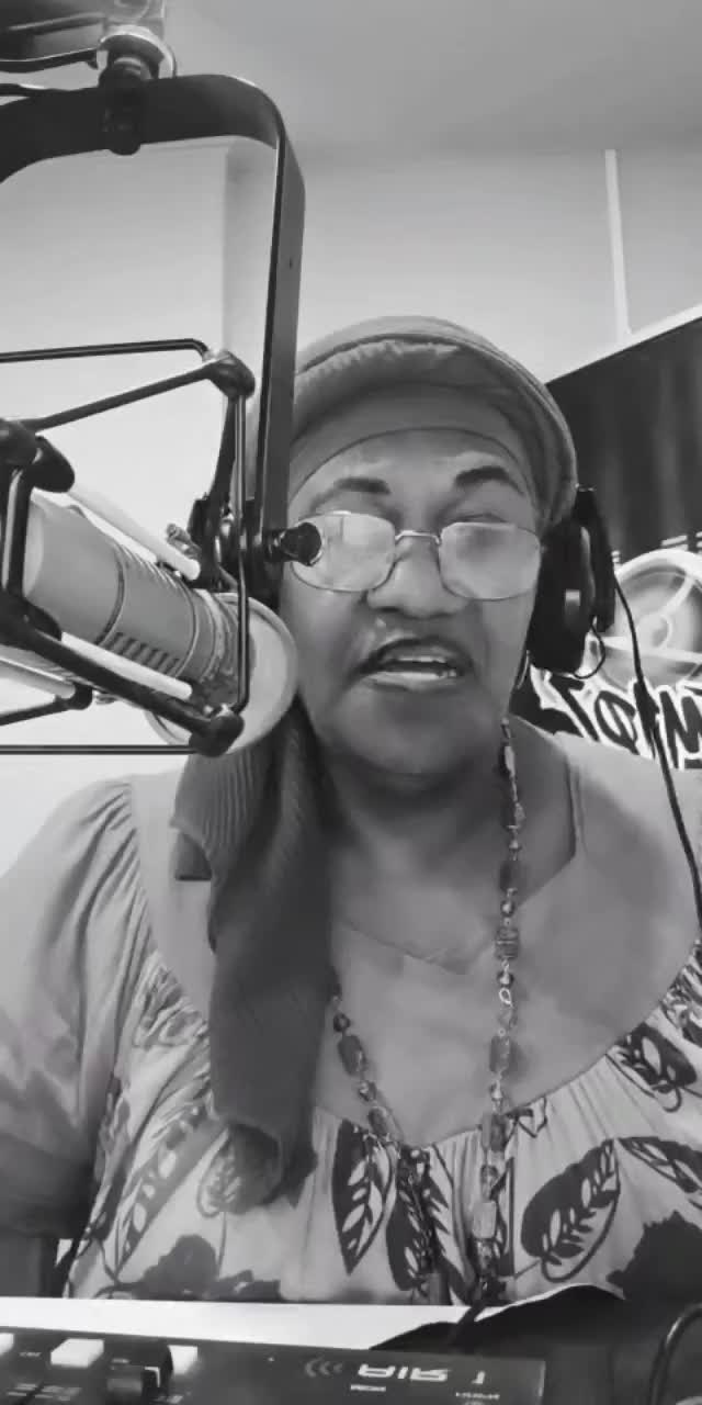 @Kizzy Kalsakau