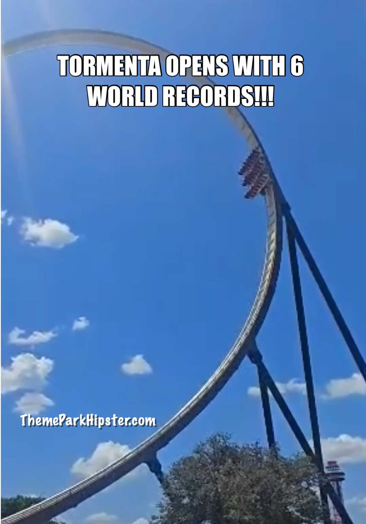 @NikkyJ Solo Theme Park Travel