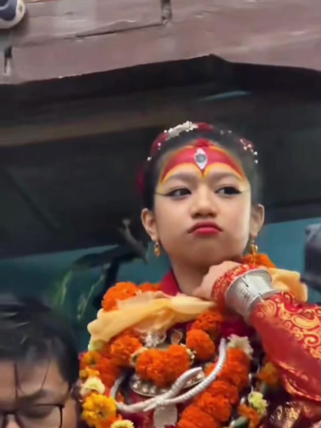 @झी नेवा पी