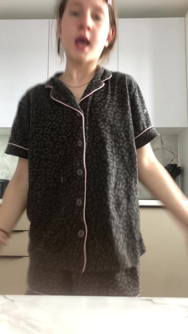 @Илончик🩷🫶❤️