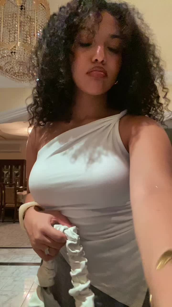 @Khxoxo