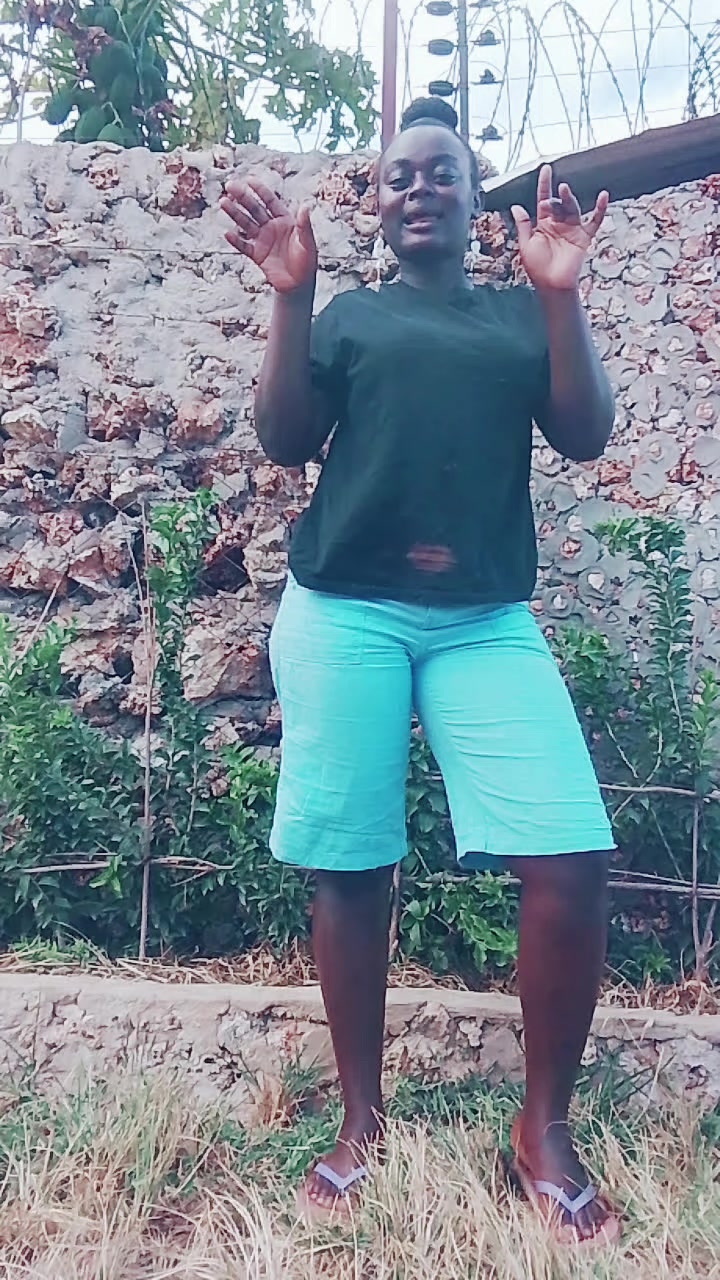 @Mariana marion