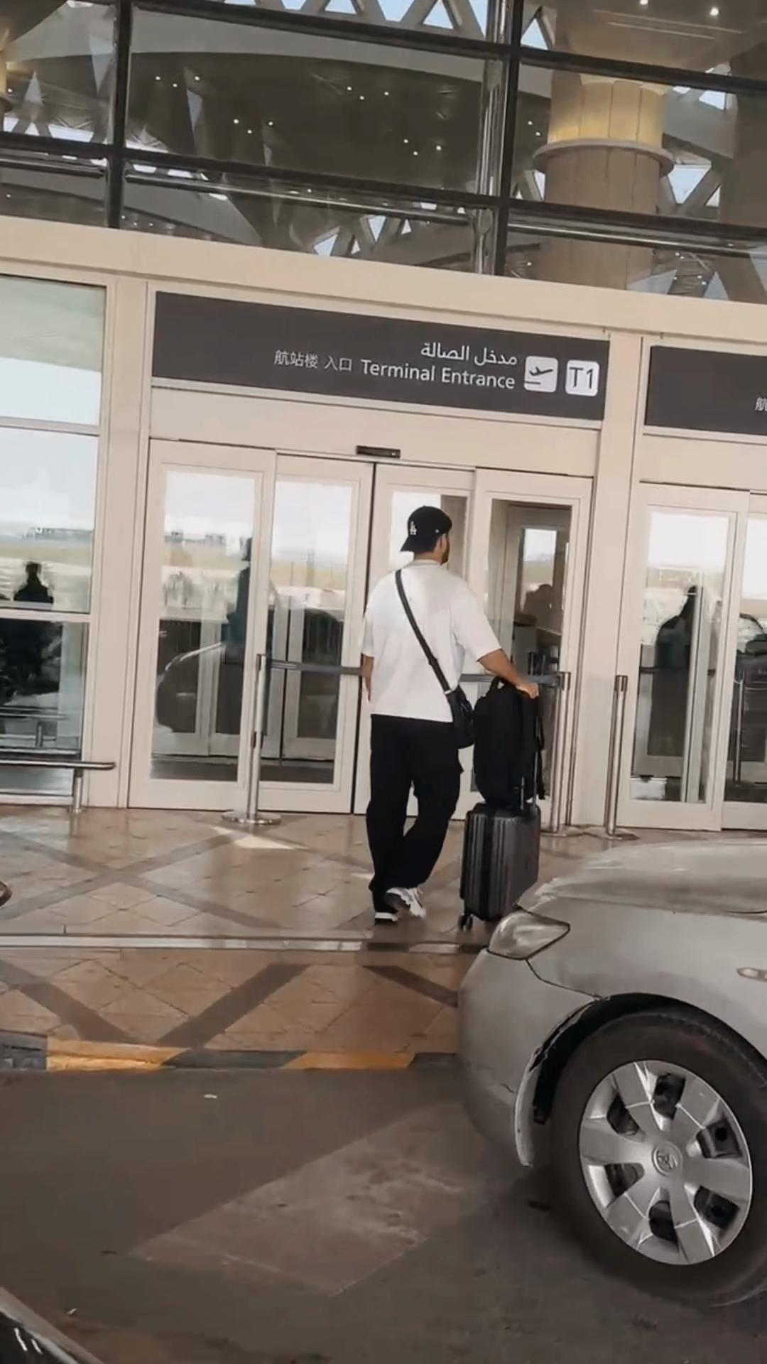 @ALI ALAMRY🇨🇦|💙علي العمري