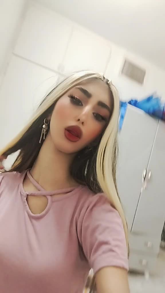 @niyoshafadavi